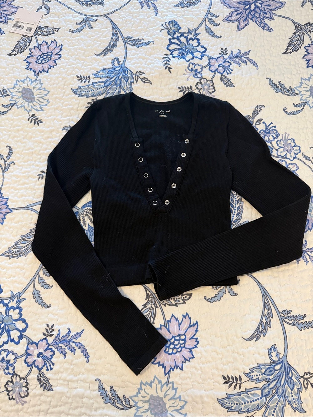 Urban Outfitters Out From Under Black Ribbed V-Neck Long Sleeve Top w/ Snaps